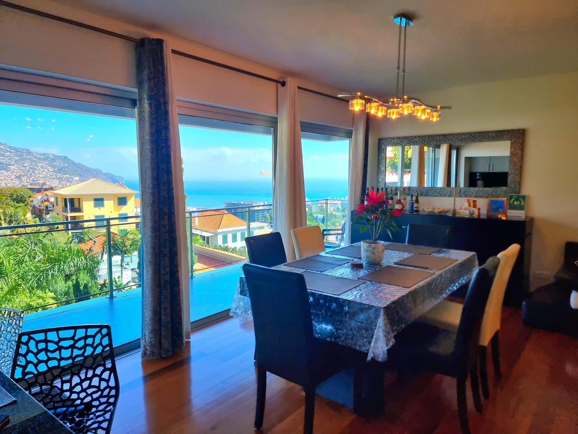 Big Apartment With Ocean Views, Ideal For Groups Funchal (Madeira) Extérieur photo